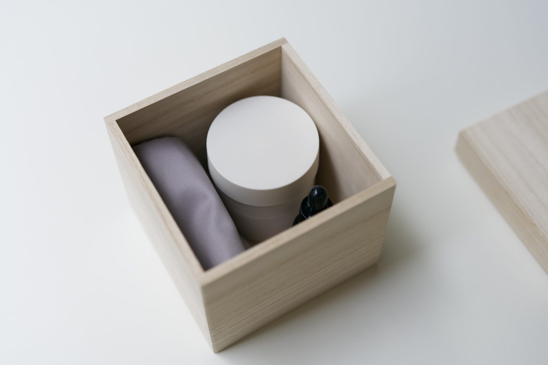MONTH Stone Diffuser